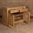 2 deurs dressoir met laden Bromo 2-door sideboard with drawers