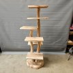 AM-KP180-T1-RE Arbre à chat / Griffoir / étalage en bois de suar, modèle "Recta"