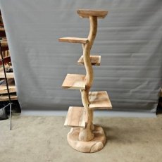 AM-KP180-T1-RE Arbre à chat / Griffoir / étalage en bois de suar, modèle "Recta"