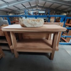 Suar badkamerkast Membuka