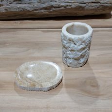 tandeborstel houder en zeepbakje natuursteen licht Tandenborstel houder en zeepbakje natuursteen licht