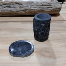 tandenborstelhouder en zeepbakje natuursteendonker Tandenborstel houder en zeepbakje natuursteen donker