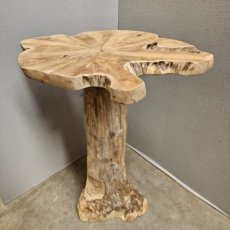 Teaktafel met wortelpoot Hoge teaktafel