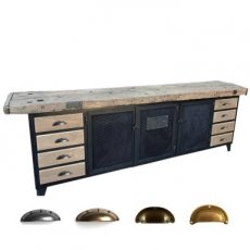 Groot industrieel dressoir